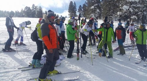 Sarıkamış’ta Kayak Yarışları Nefes Kesti