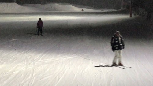 Sarıkmış Kayak Merkezi’nde Gece Kayağı Yapıldı