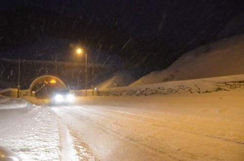 Sinop’un Bazı İlçeleri ve Köyleri Kara Teslim Oldu