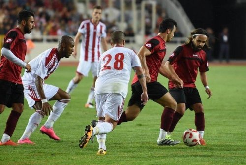 Sivasspor, Hazırlık Maçında Tokatspor’u 3 Golle Geçti