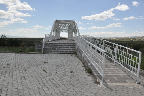 Tarihi Demir Köprü KAÜ’de