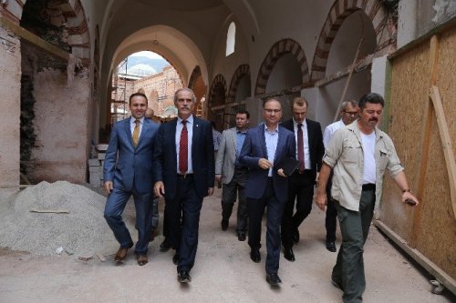 Tarihi Kapalı Çarşı’daki Yangın İzleri Silindi