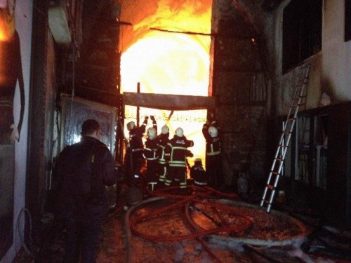 Tarihi Kapalı Çarşı’daki Yangın İzleri Silindi