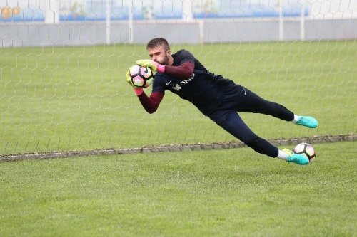 Trabzonspor’da Onur Kıvrak’ın Muhteşem Değişimi