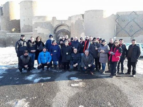 Turizmciler Kars’ın Tarihi ve Kültürel Yerlerini Gezdi