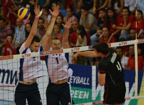 Türkiye, Belarus’u 3-0 Yendi