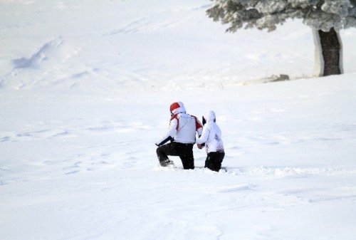 Uludağ’da Kar Kalınlığı 1 Metreyi Buldu