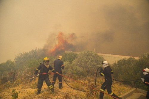 Ümit Burnu’ndaki Yangın Söndürülemiyor