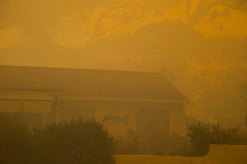 Ümit Burnu’ndaki Yangın Söndürülemiyor