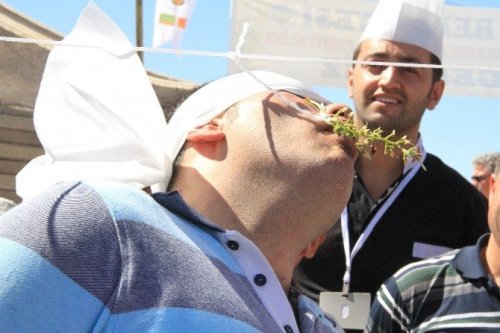 Ürgüp’te En Hızlı Üzüm Yeme Yarışması