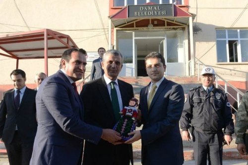 Vali Özefe, Damal İlçesini Ziyaret Etti