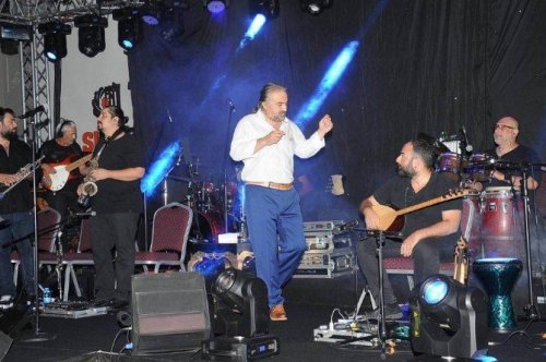 Volkan Konak İzmir’de Konser Verdi