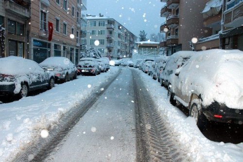 Yalova’da Kar Esareti