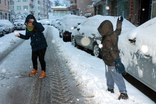 Yalova’da Kar Esareti