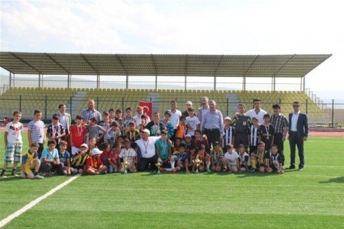 Yaz Kur’an Kursları Camiler Arası Yıldızlar Futbol Turnuvası Sona Erdi