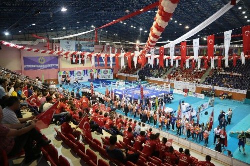 Yıldız ve Genç Bayanlar Avrupa Boks Şampiyonası