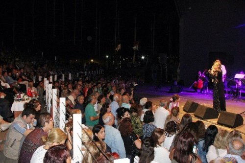Zeki Müren’i Anma Konseri’nde İzdiham