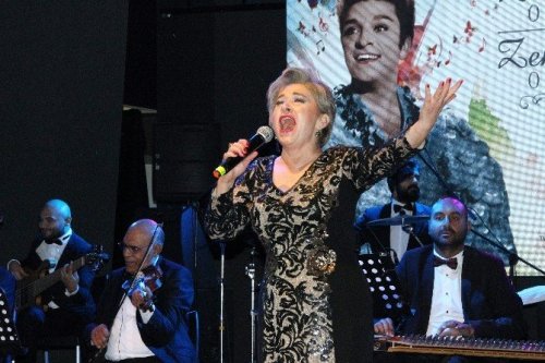 Zeki Müren’i Anma Konseri’nde İzdiham
