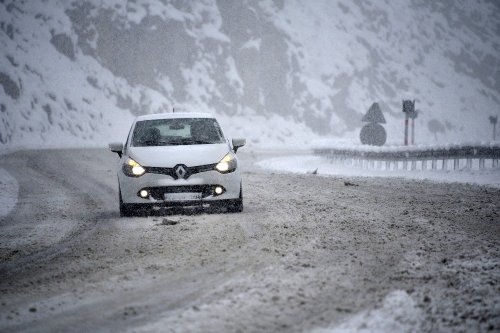 Zigana Dağı Geçidi’nde Beyaz Korku