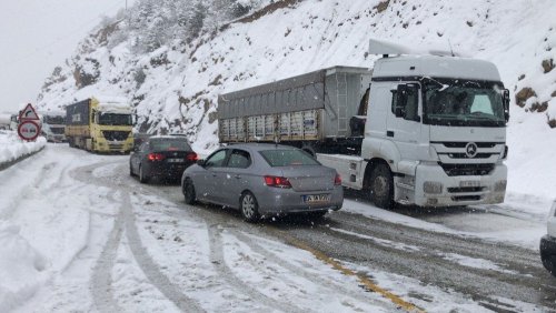 Zigana Dağı Geçidi’nde Beyaz Korku