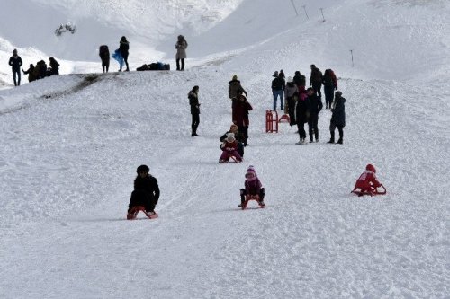 Zigana’da Kayak Sezonu Açıldı